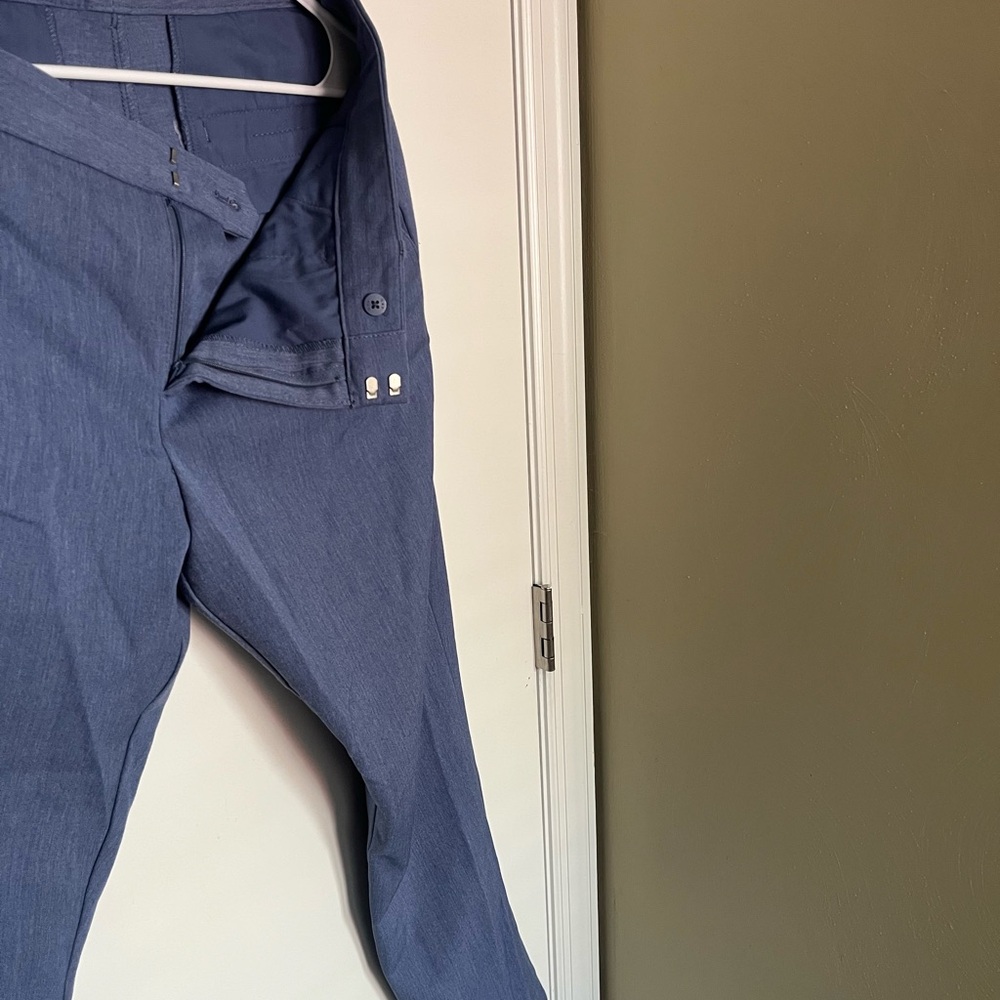 GAP Women's Slate Blue Cropped Pants